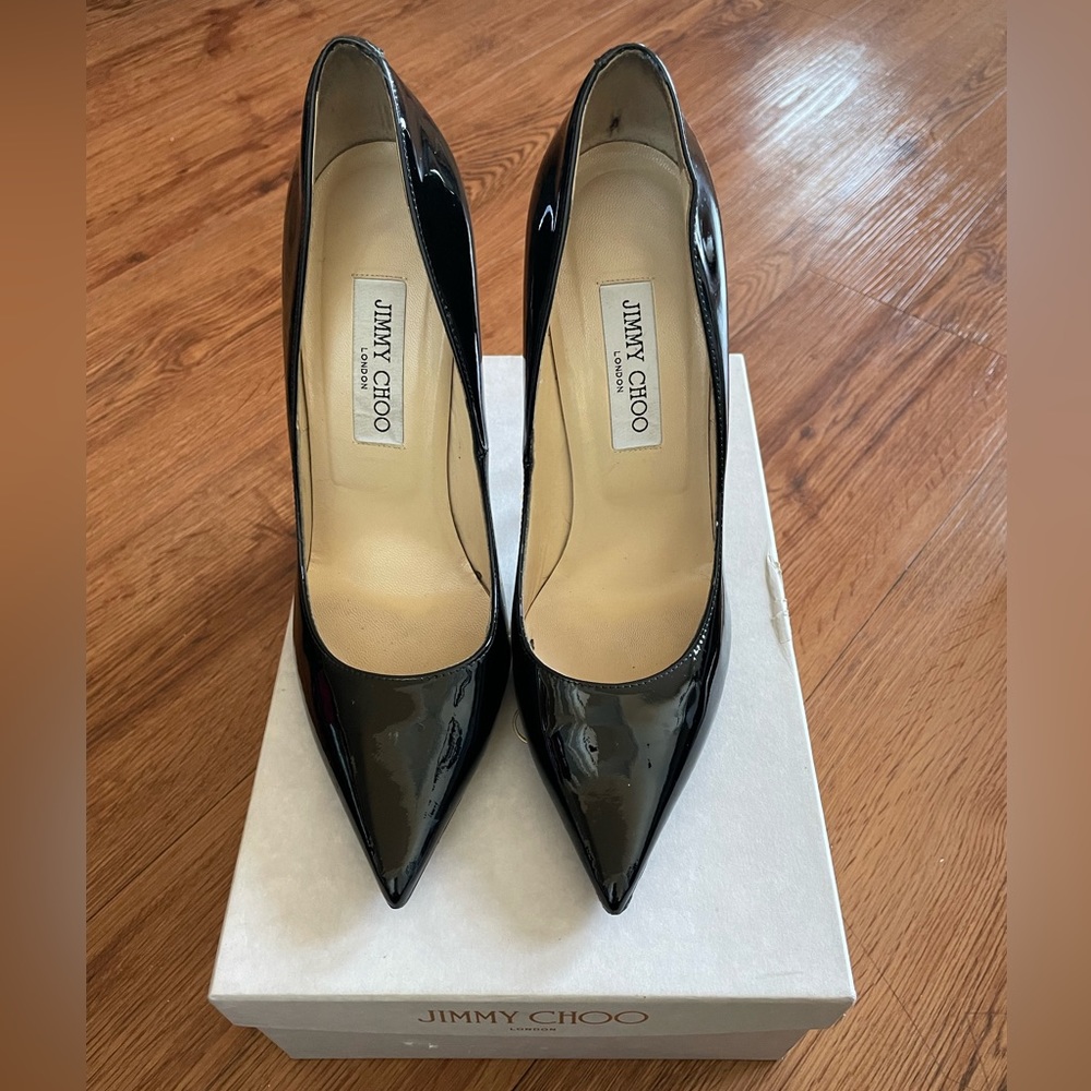 Blk Patent pump